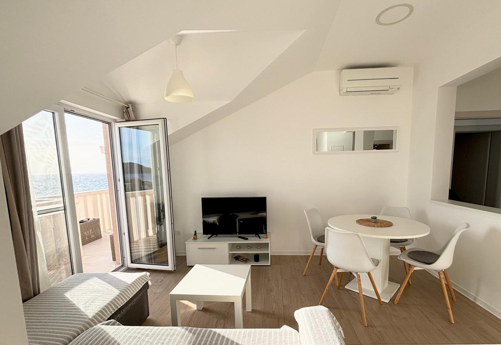 Blato  Seaview Apartment Sara מראה חיצוני תמונה
