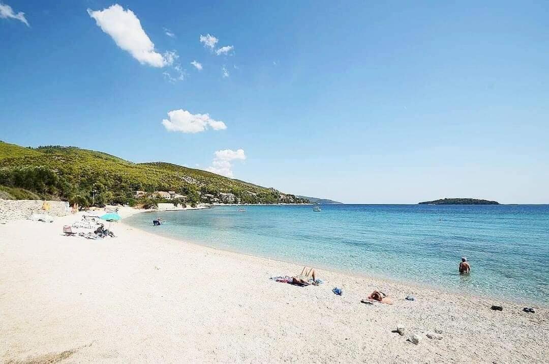 Blato  Seaview Apartment Sara מראה חיצוני תמונה
